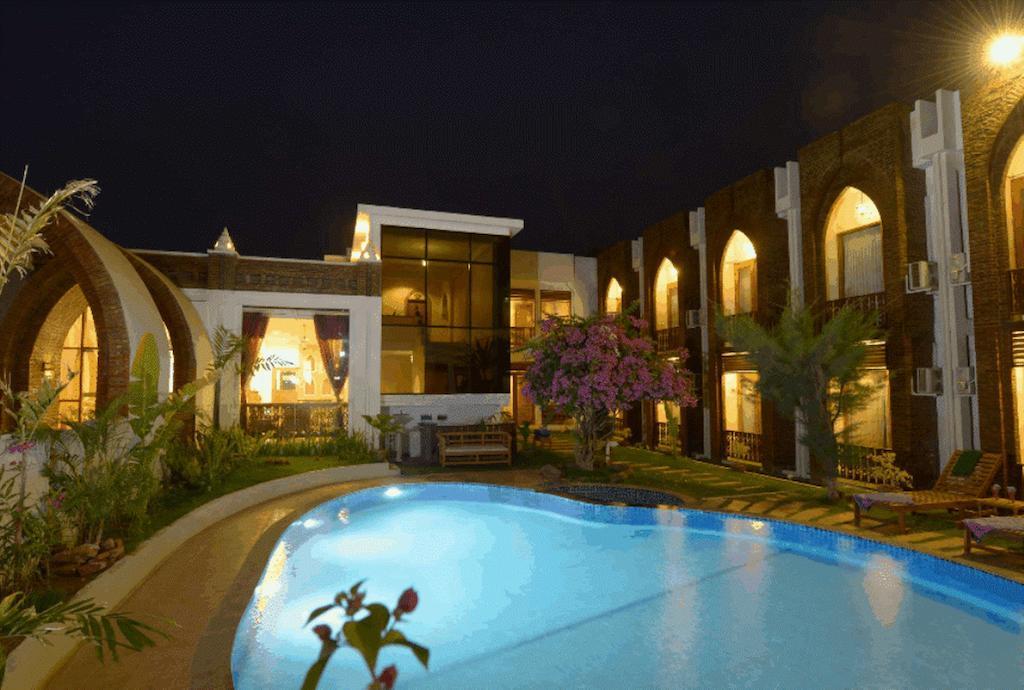 Raza Gyo Hotel Bagan Exterior photo